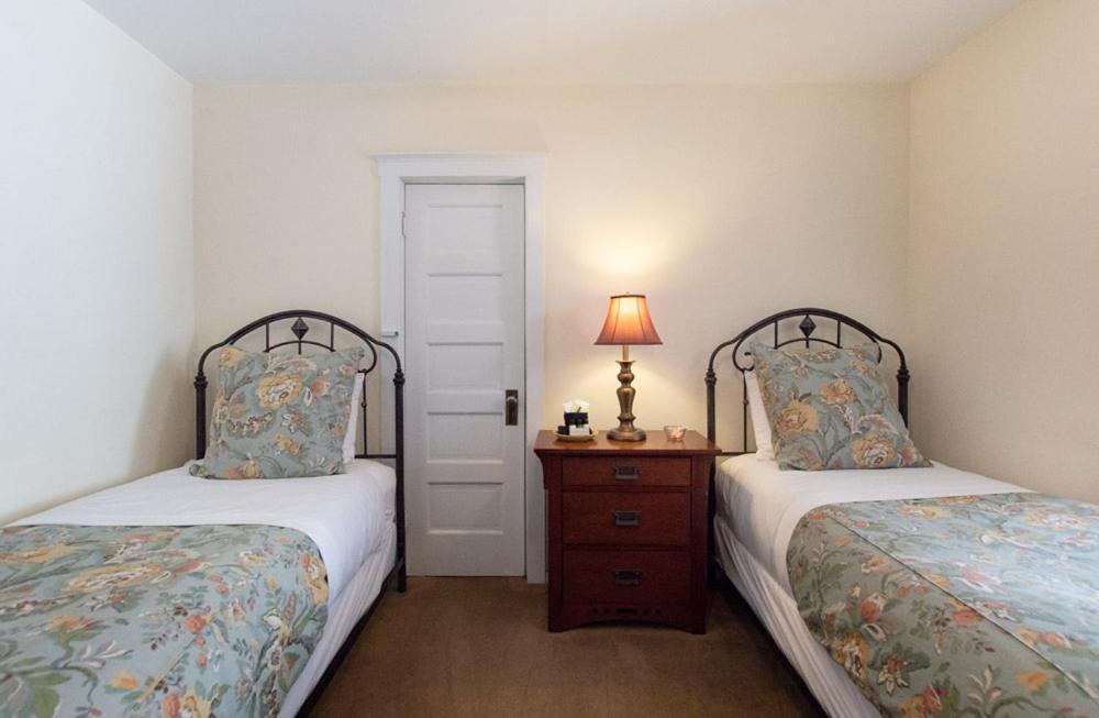 Eldorado Suites Hotel Bisbee Room photo
